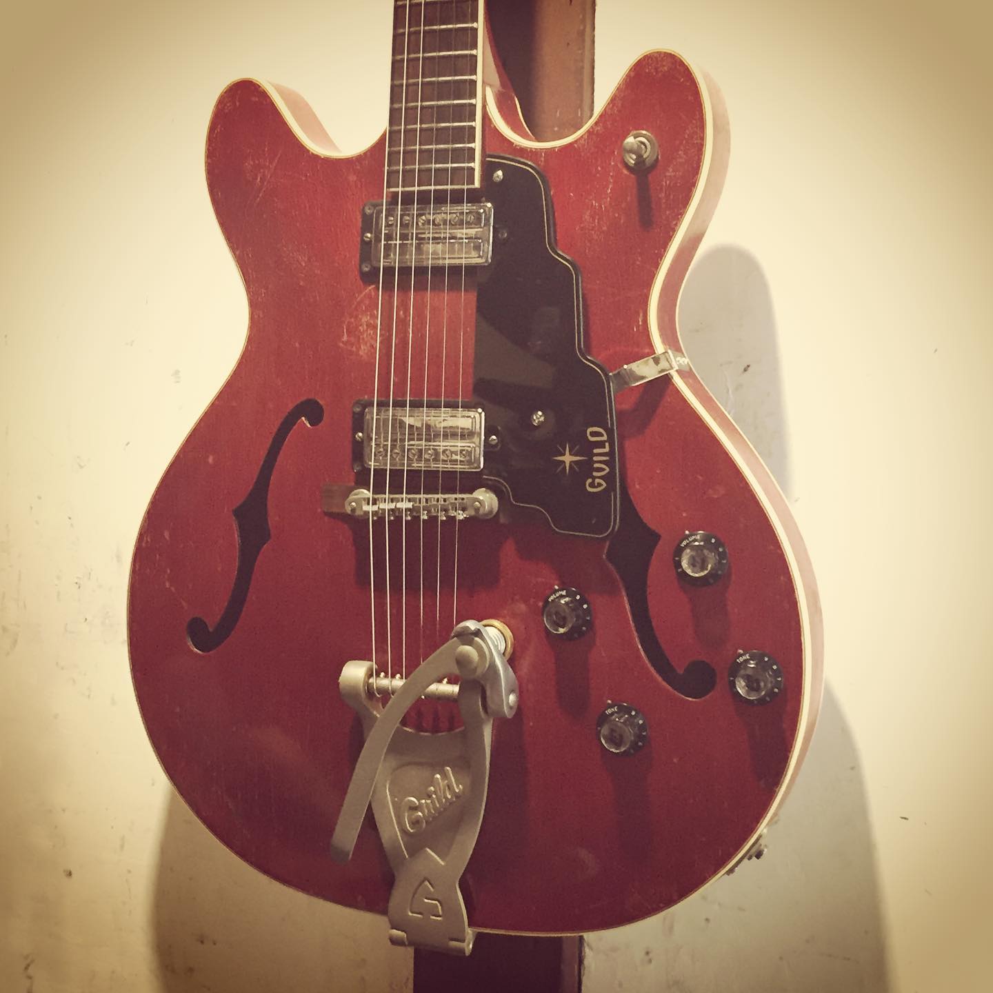 GUILD ’67 Starfire IV