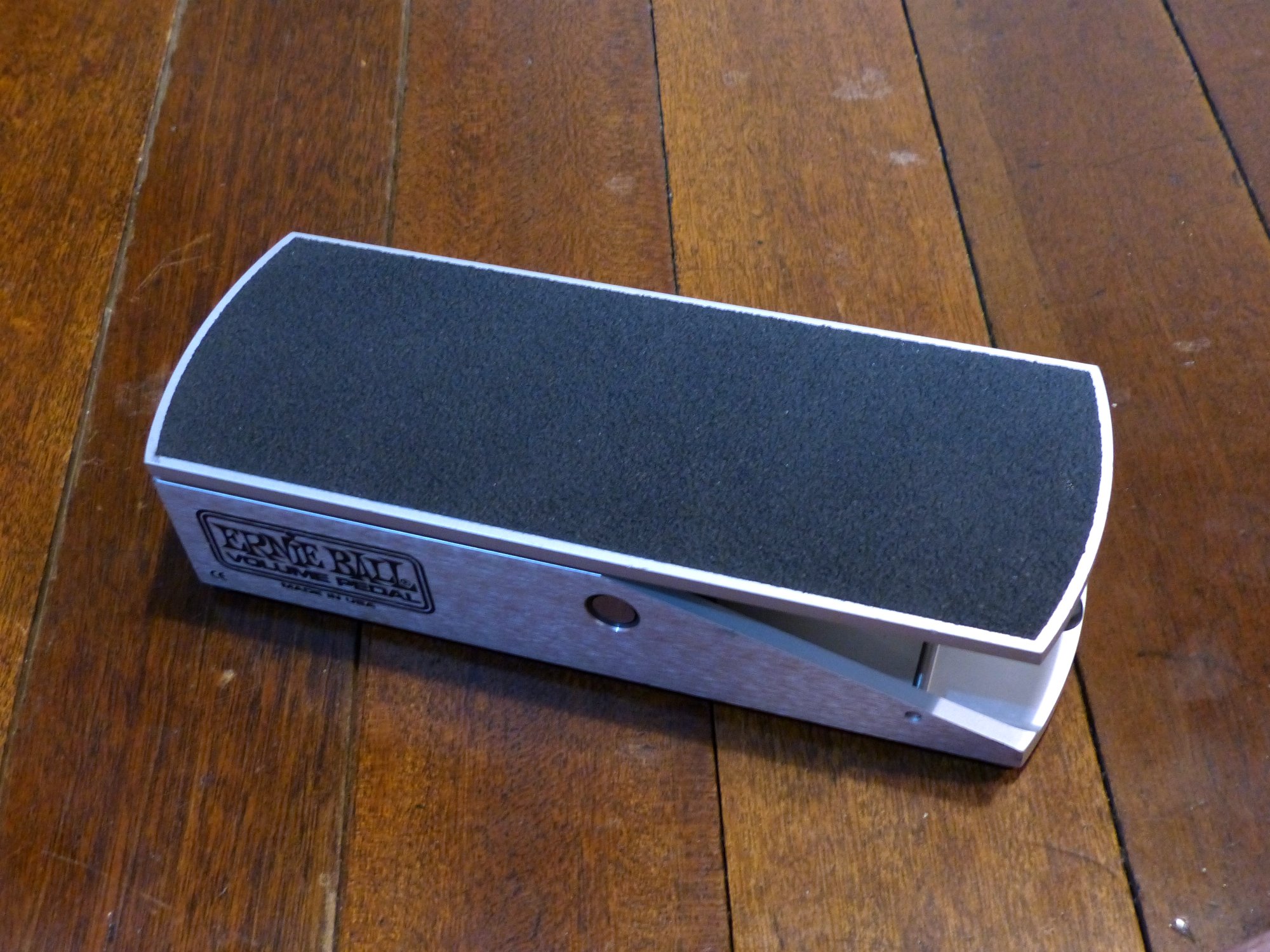 ERNIE BALL VOLUME PEDAL