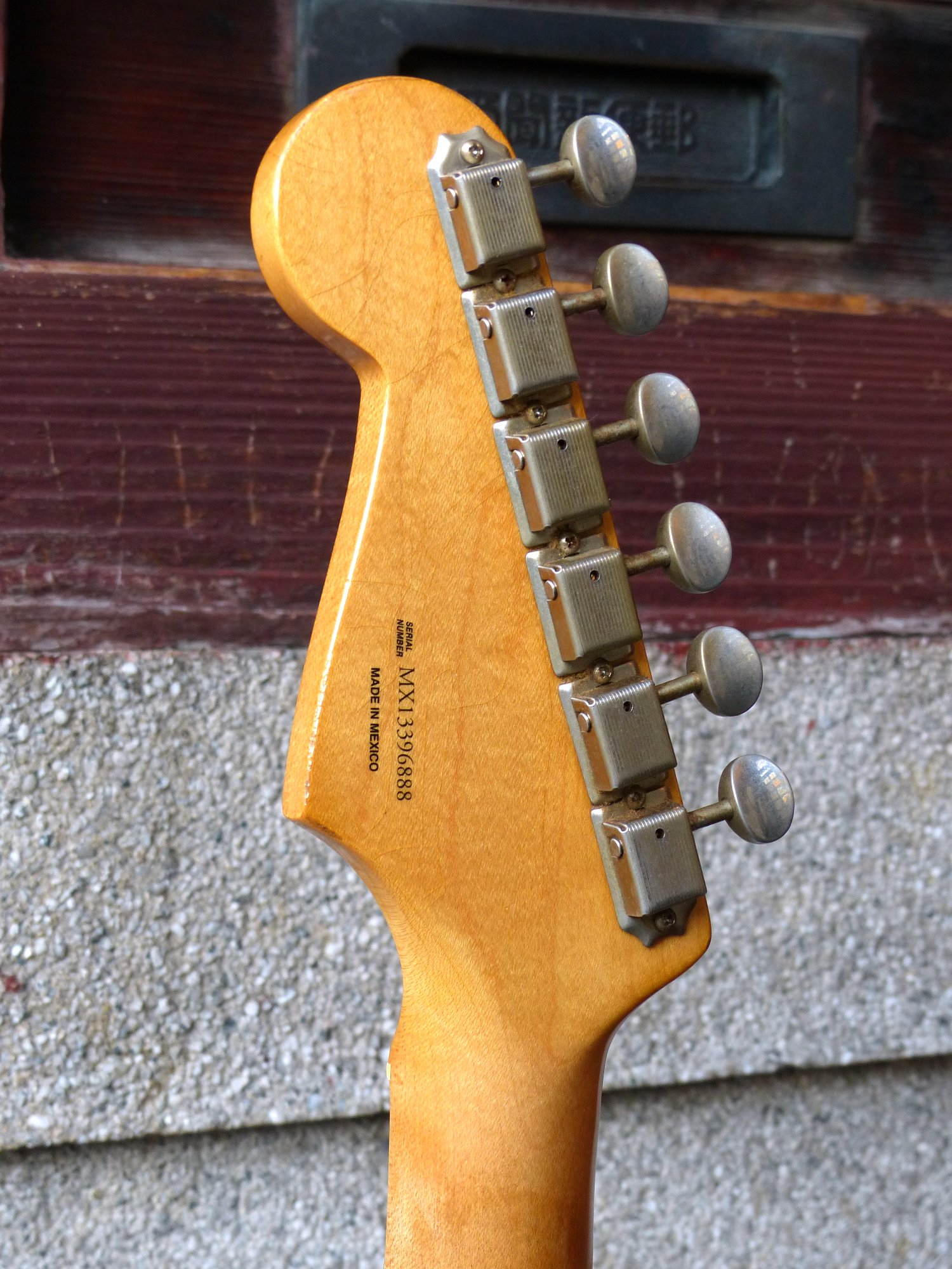 Fender ’13 Road Worn ’50s Stratocaster – 京町家のギターショップ ライトニン