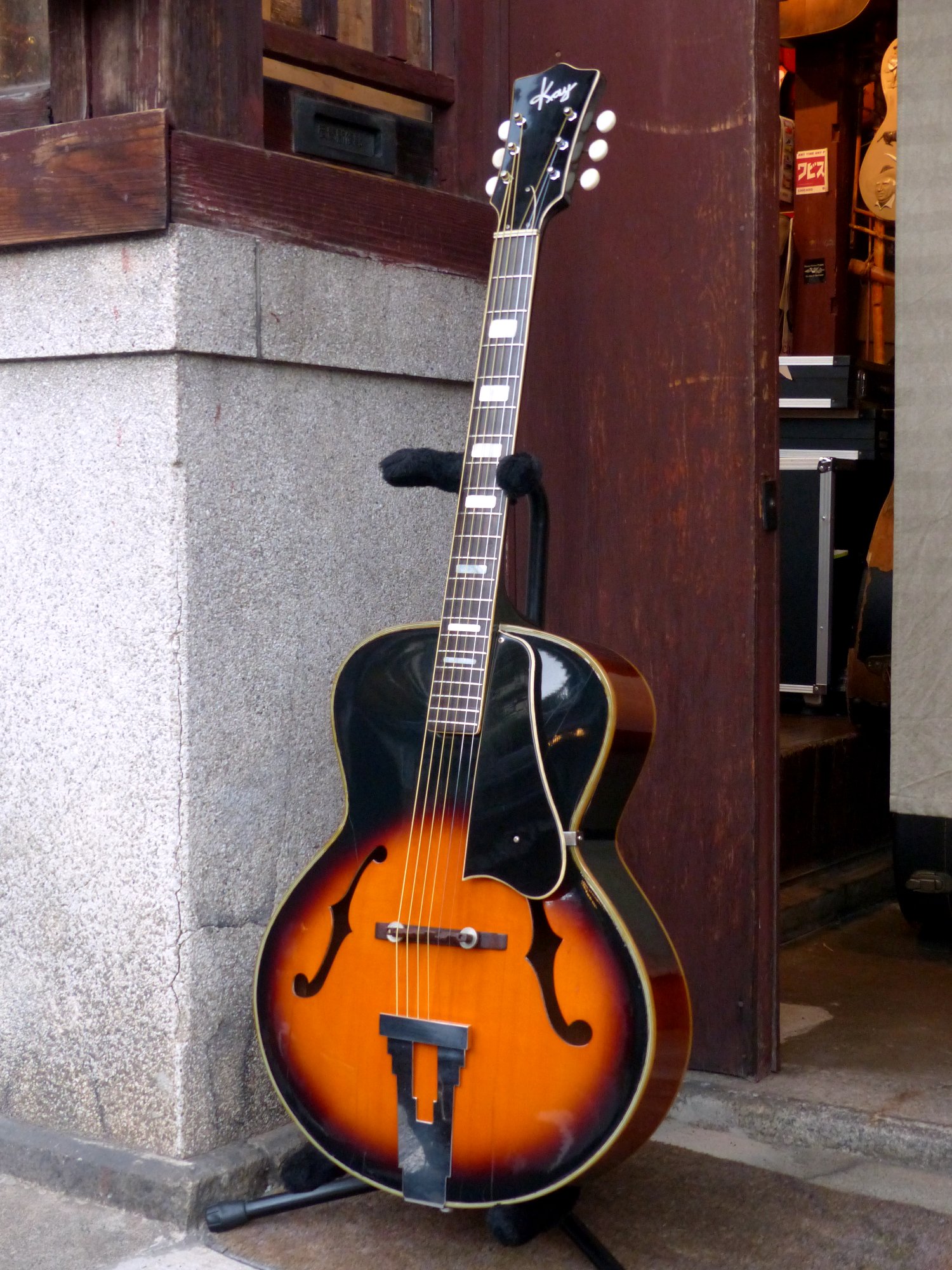 KAY '60s Acoustic Archtop – 京町家のギターショップ ライトニン