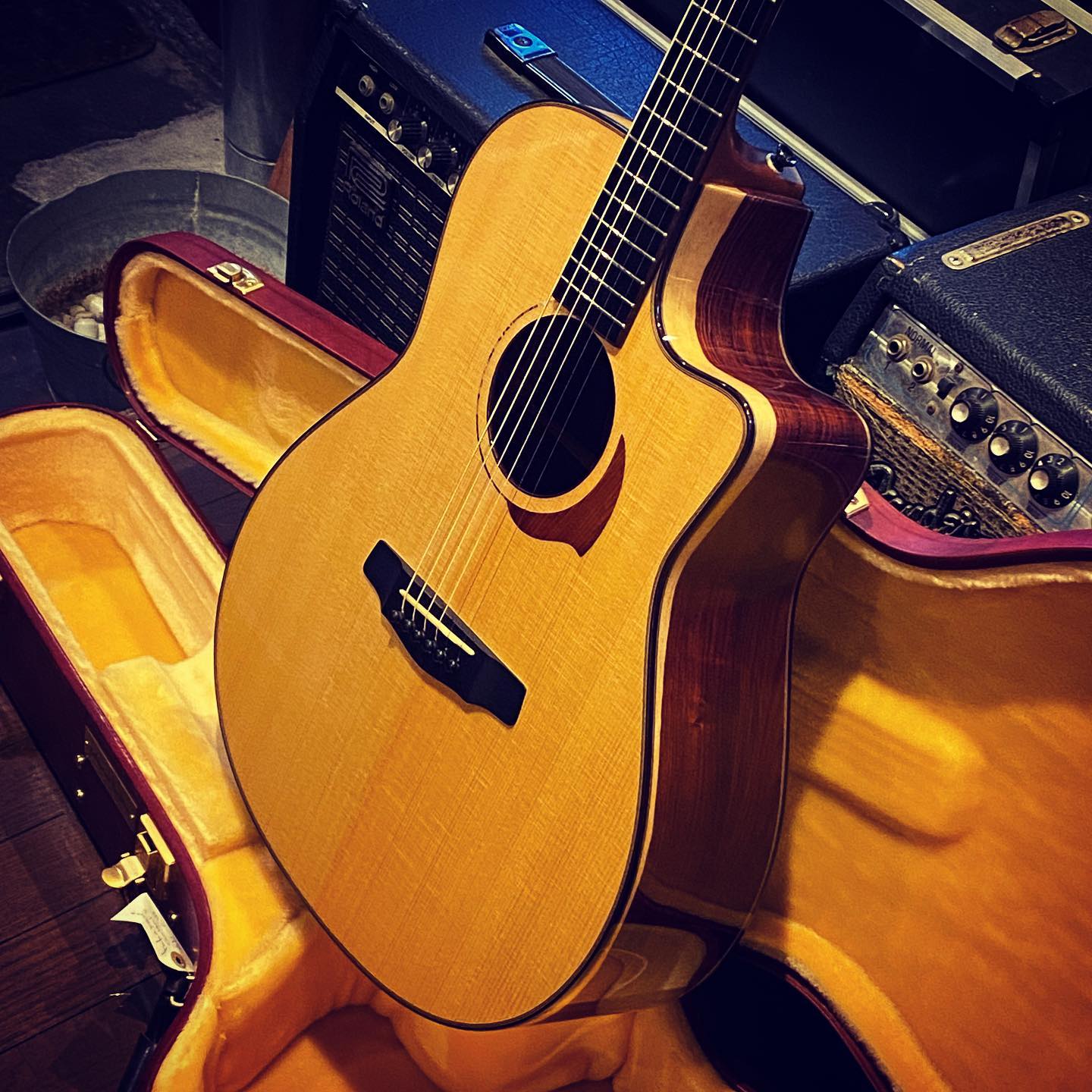 Yokoyama Guitars ’10 AR-WC #303